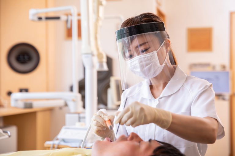 歯科助手によるメンテナンス